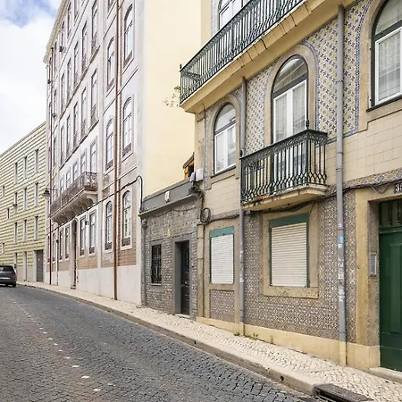 Appartement Whome 1-bed W/ River Views Great For D Nomads & R Workers Lissabon