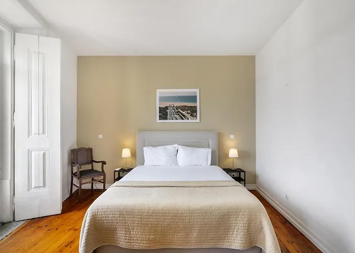 Daire Whome 1-bed W/ River Views Great For D Nomads & R Workers